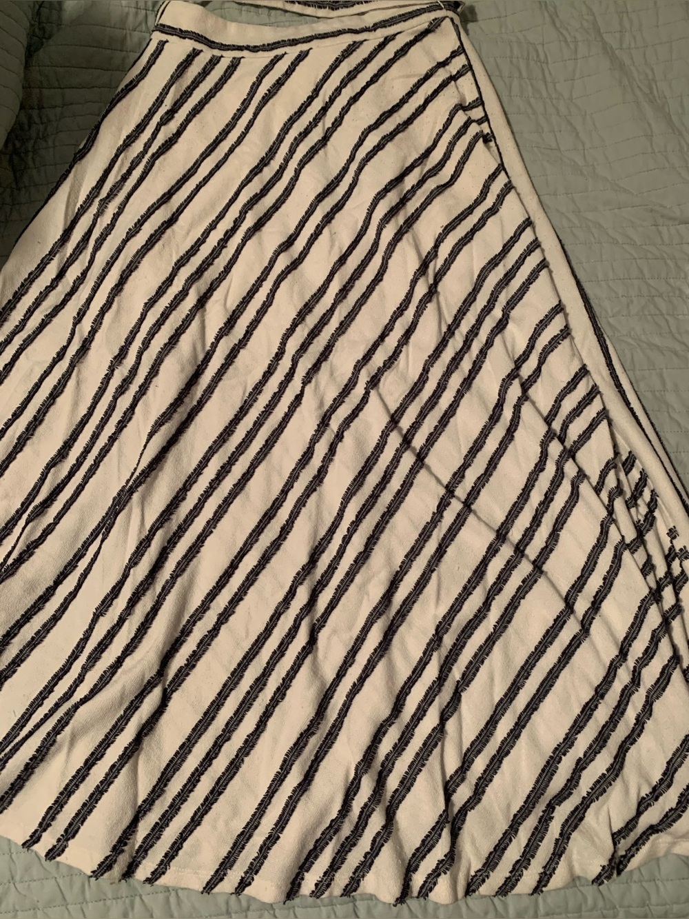 DKNY Cream and Black Vertical Stripe Knit skirt